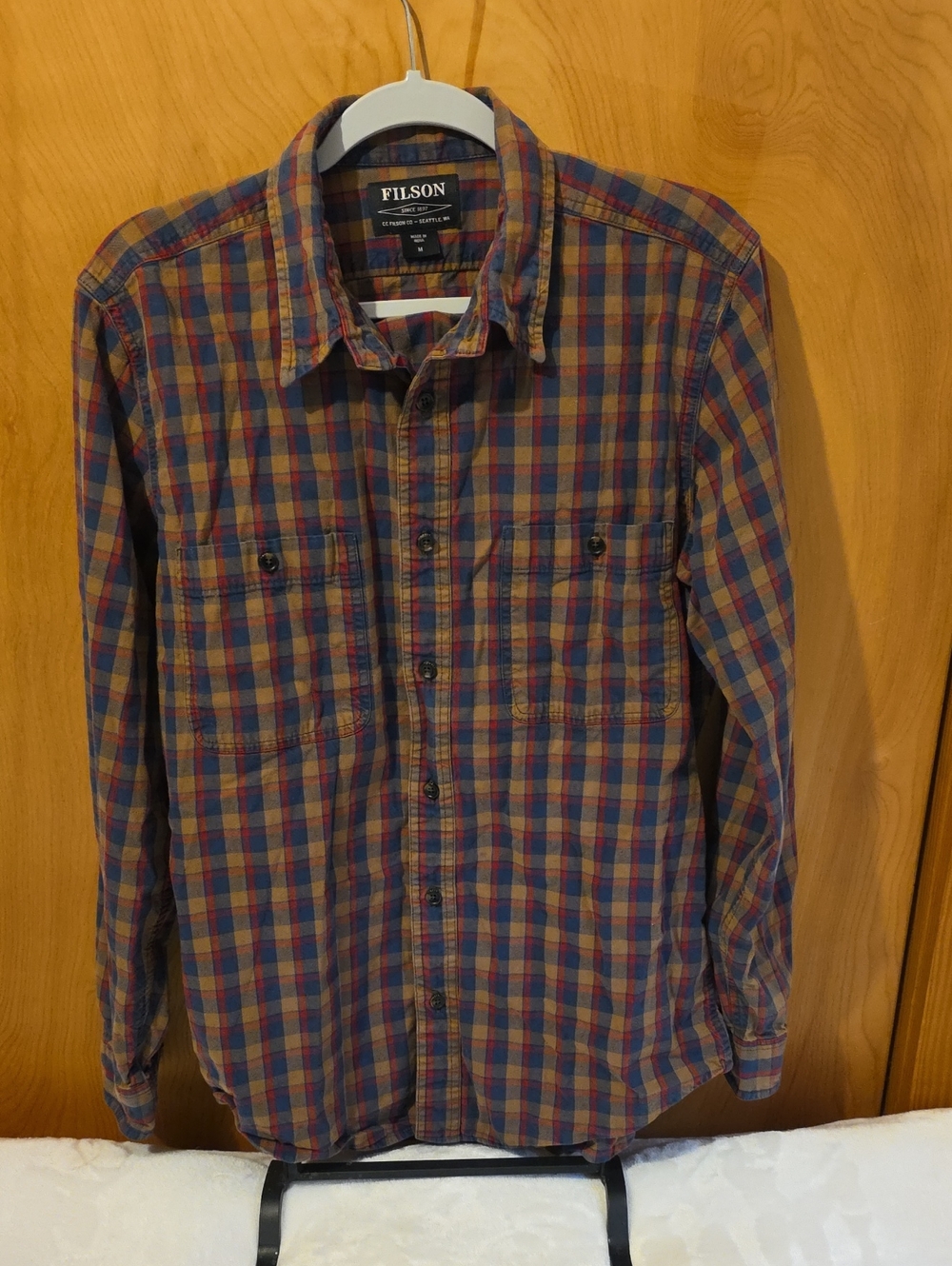 Filson Wildwood Men's Long-Sleeved Navy, Red & Tan Plaid 100% Cotton Shirt Size